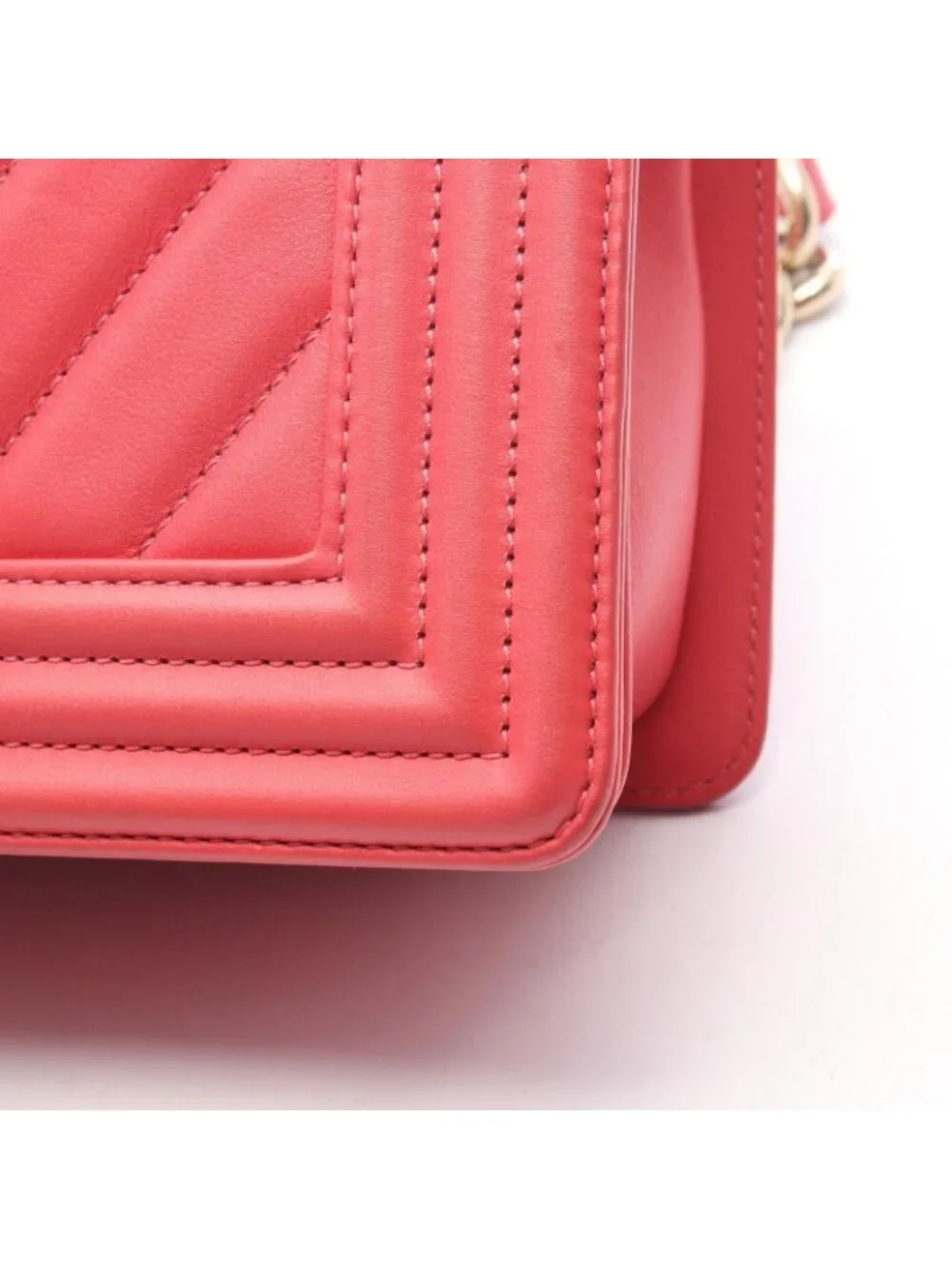 Chanel Shoulder Bag Boy Small Blanc Stitch Pink Leather Boy Chain